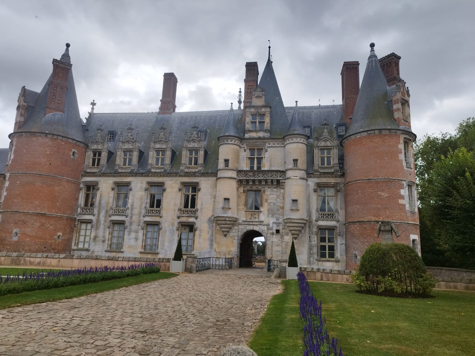 CHATEAU MAINTENON
