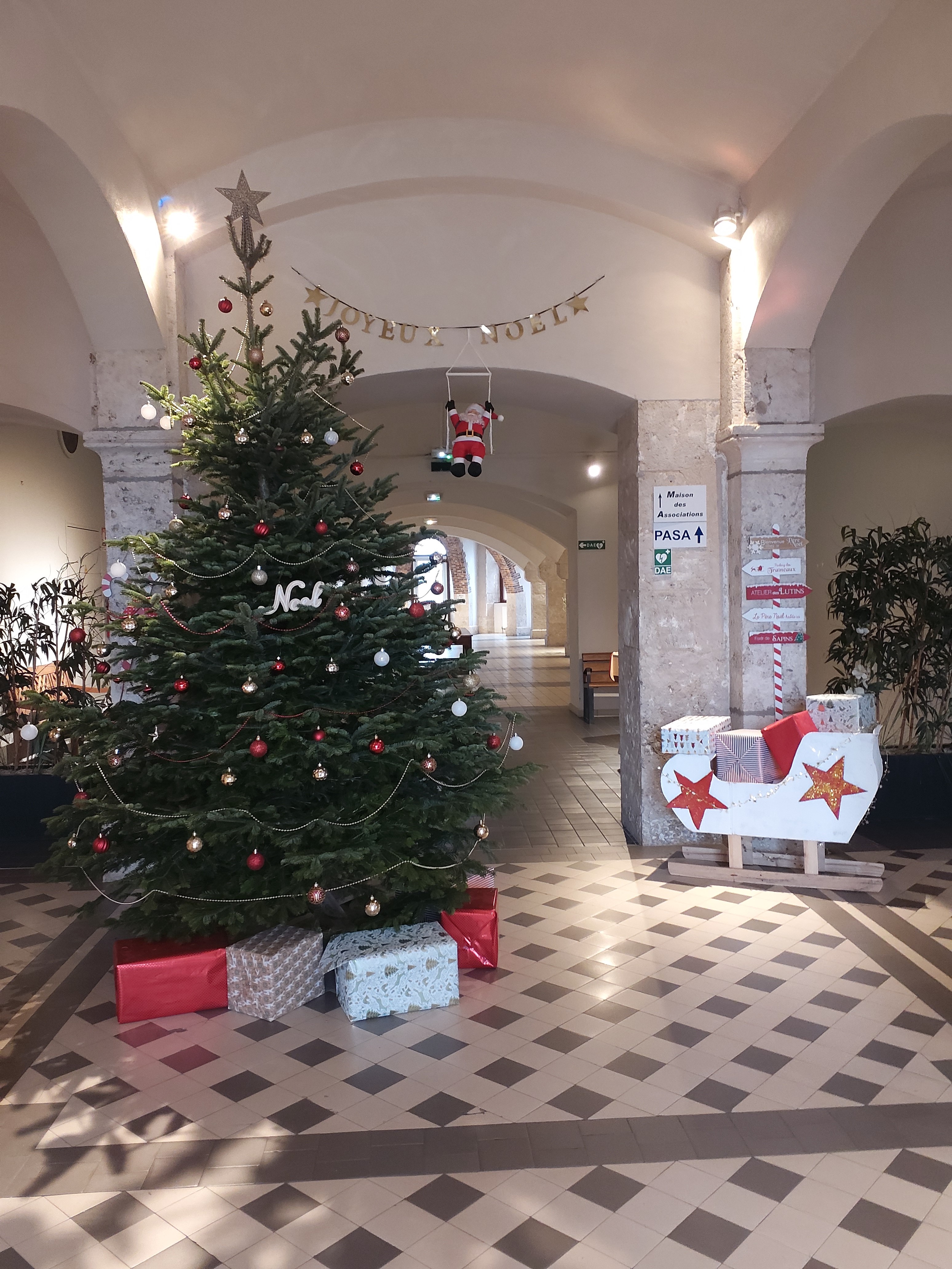 Ambiance de Noël RHD 2022