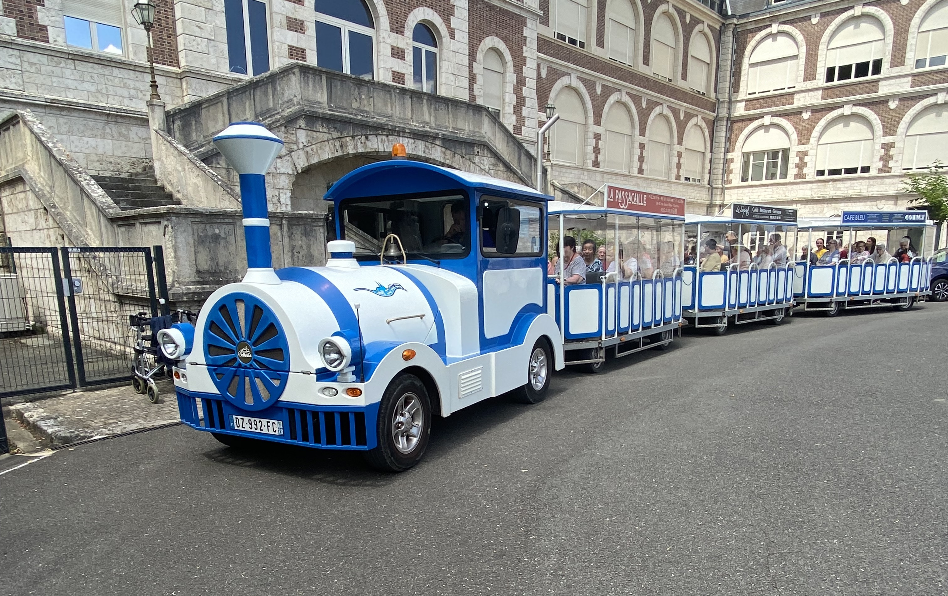 PETIT TRAIN RHD RPD