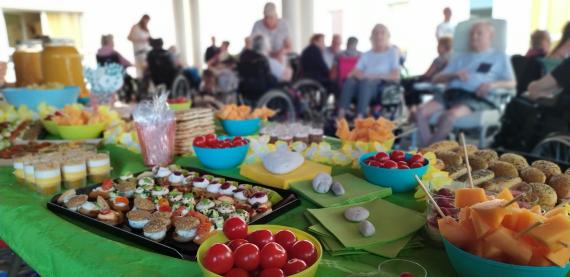 Un buffet coloré