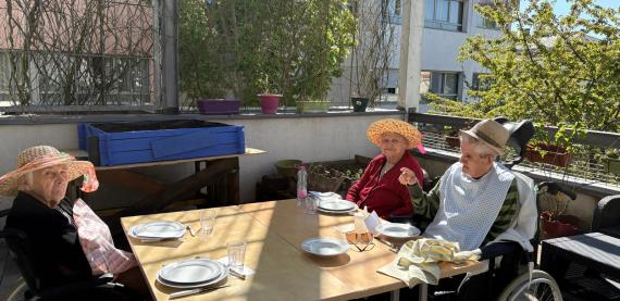 AU SOLEIL - TERRASSE AQUARELLE